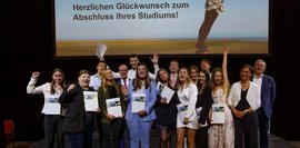 HDBW Graduation Ceremony 2022 Wappenhalle - Graduates BWL