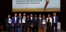 HDBW Graduation Ceremony 2022 Wappenhalle - Graduates Digital Business Modelling & Entrepreneurship