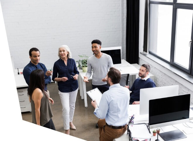 Studentenjob finden Studentenjob finden - Teambesprechung im Unternehmen